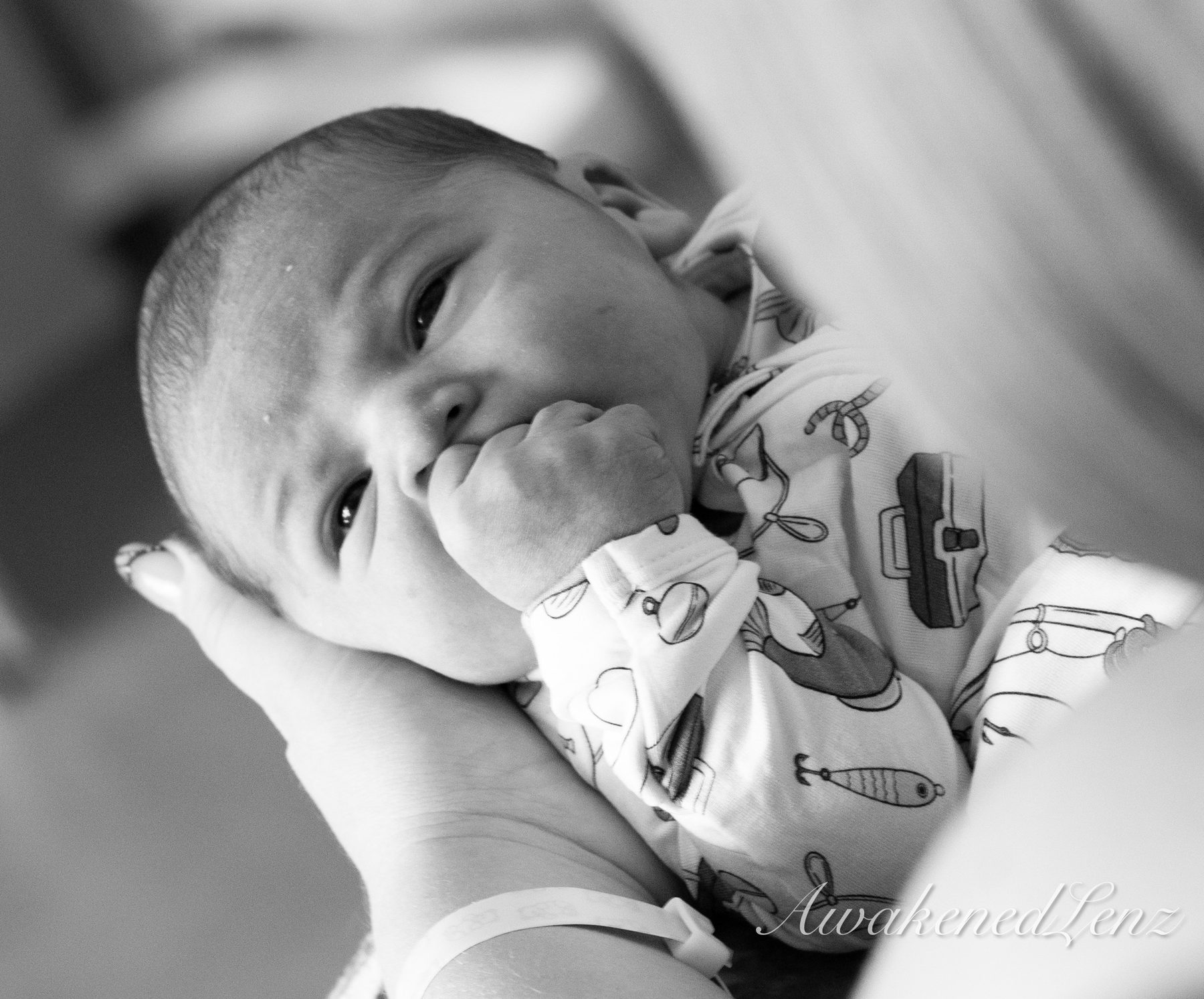 A newborn in the first days after birth, frame 6 of 72