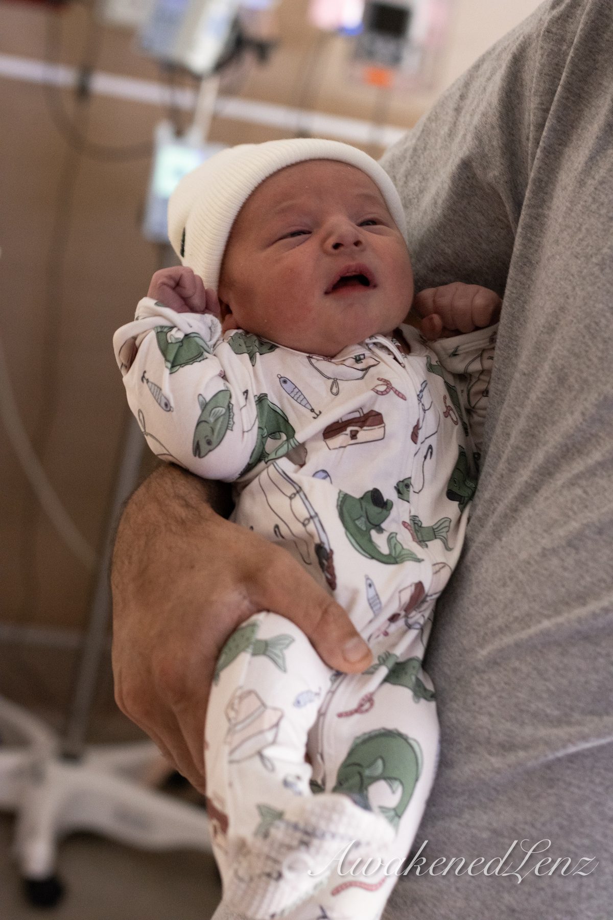 A newborn in the first days after birth, frame 22 of 72